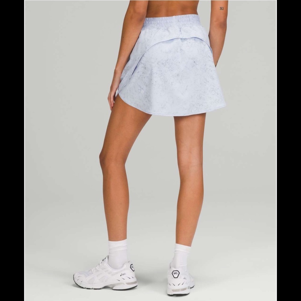Lululemon Hotty Hot High-Rise Skirt - Picture 3 of 6